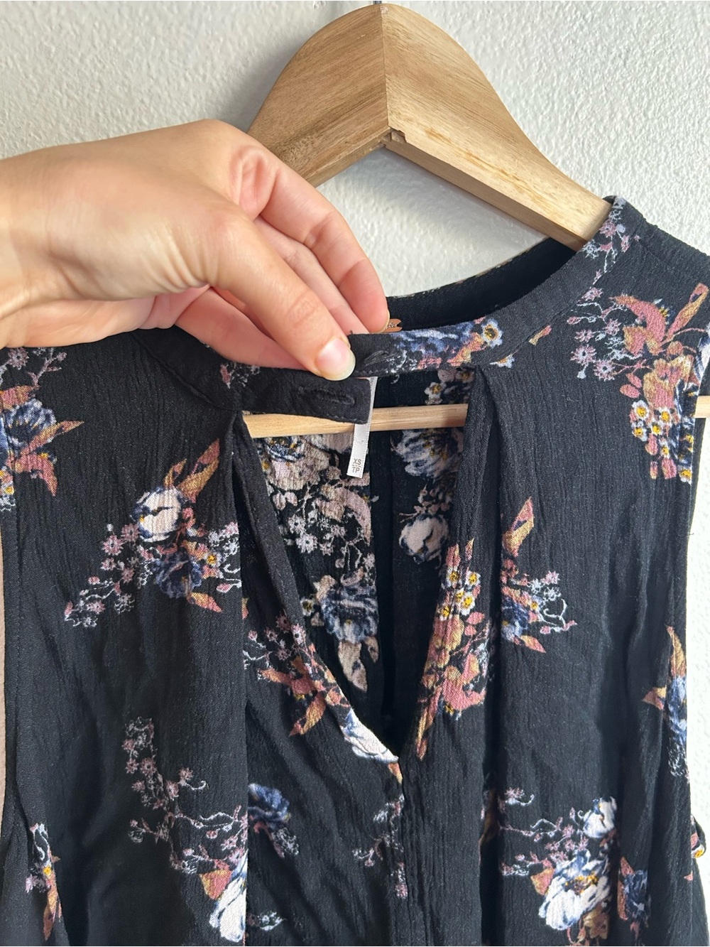 Free People Tree Black Floral Swing Dress Tunic Top Sleeveless Size XS - Picture 14 of 15